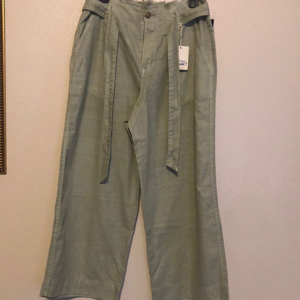 A.n.a  Women High Rise Wide Leg Crop